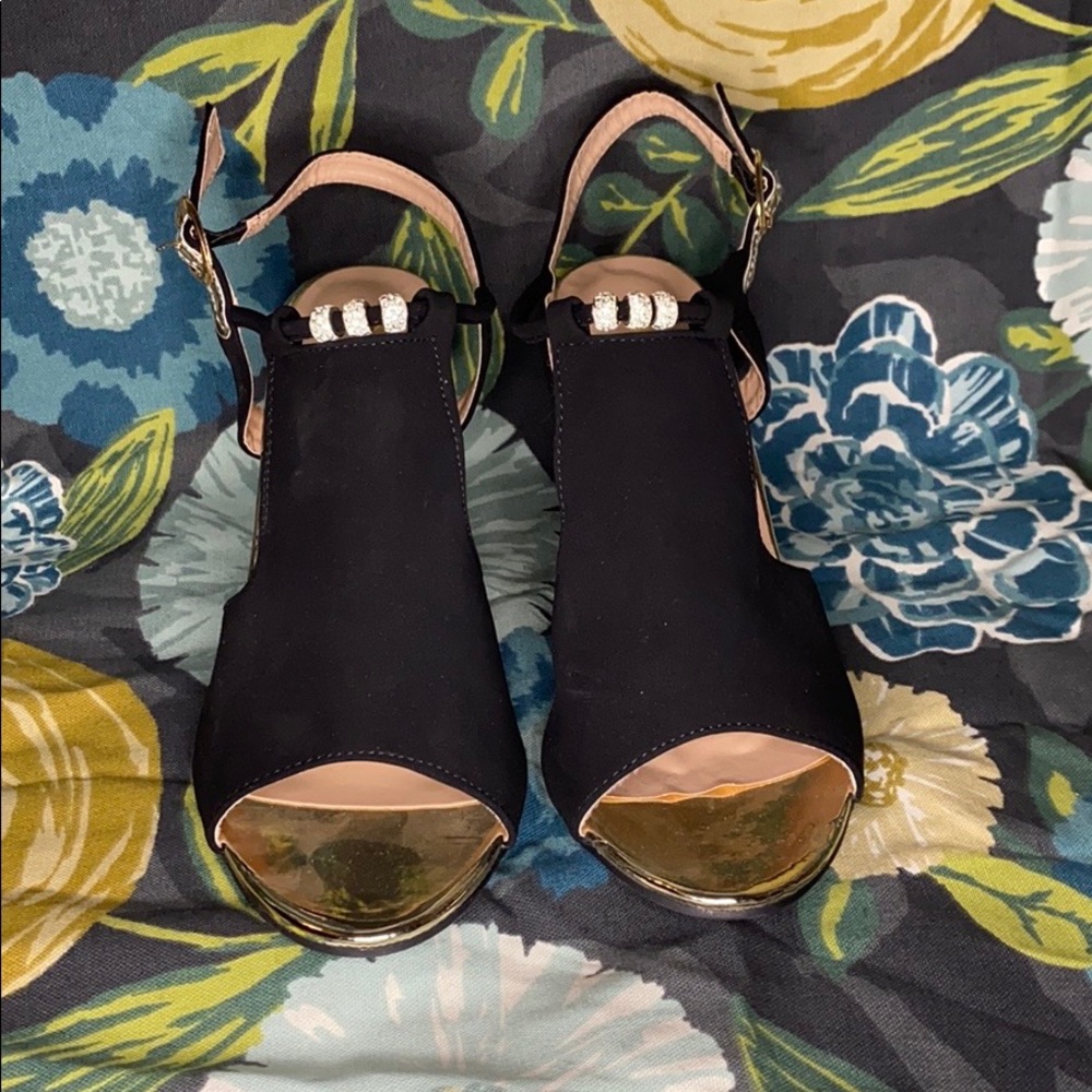 Black Formal Wedges